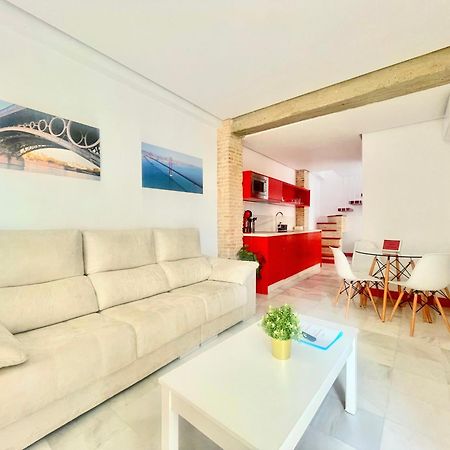 Philippe'S Home Triana Con Terraza Sevilla Eksteriør billede