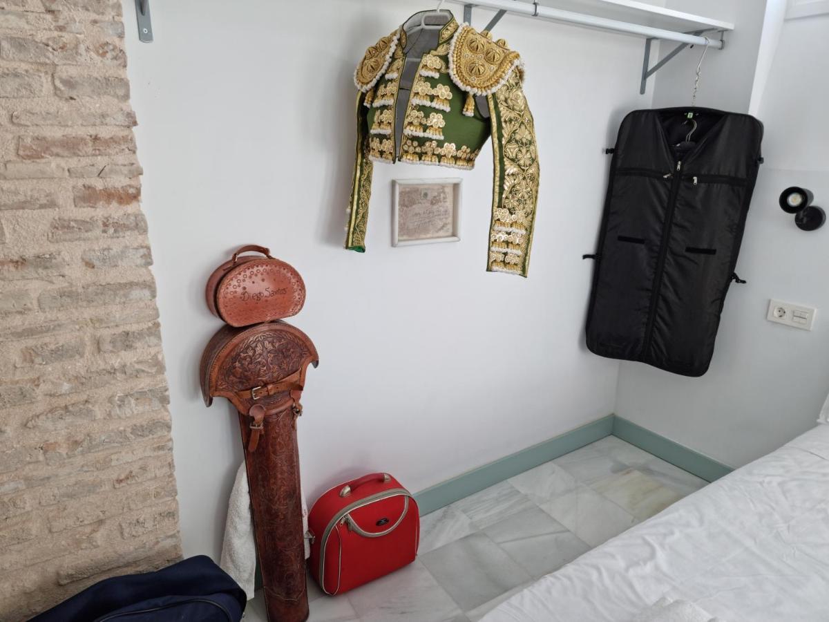 Philippe'S Home Triana Con Terraza Sevilla Eksteriør billede